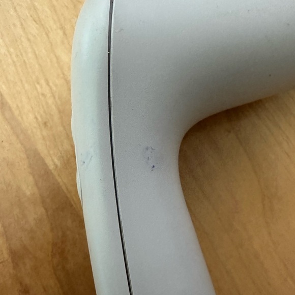 Shani Darden Facial Sculpting Wand with Charger, Attachments and Hydra Prep Gel - Picture 3 of 3